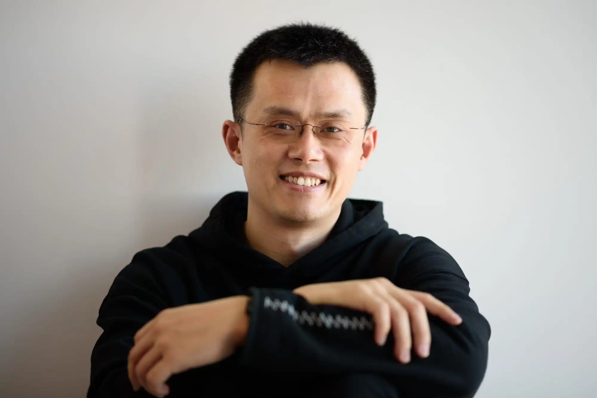 Binance CZ Calls Memecoins “Weird,” Pushes for Real Blockchain Applications