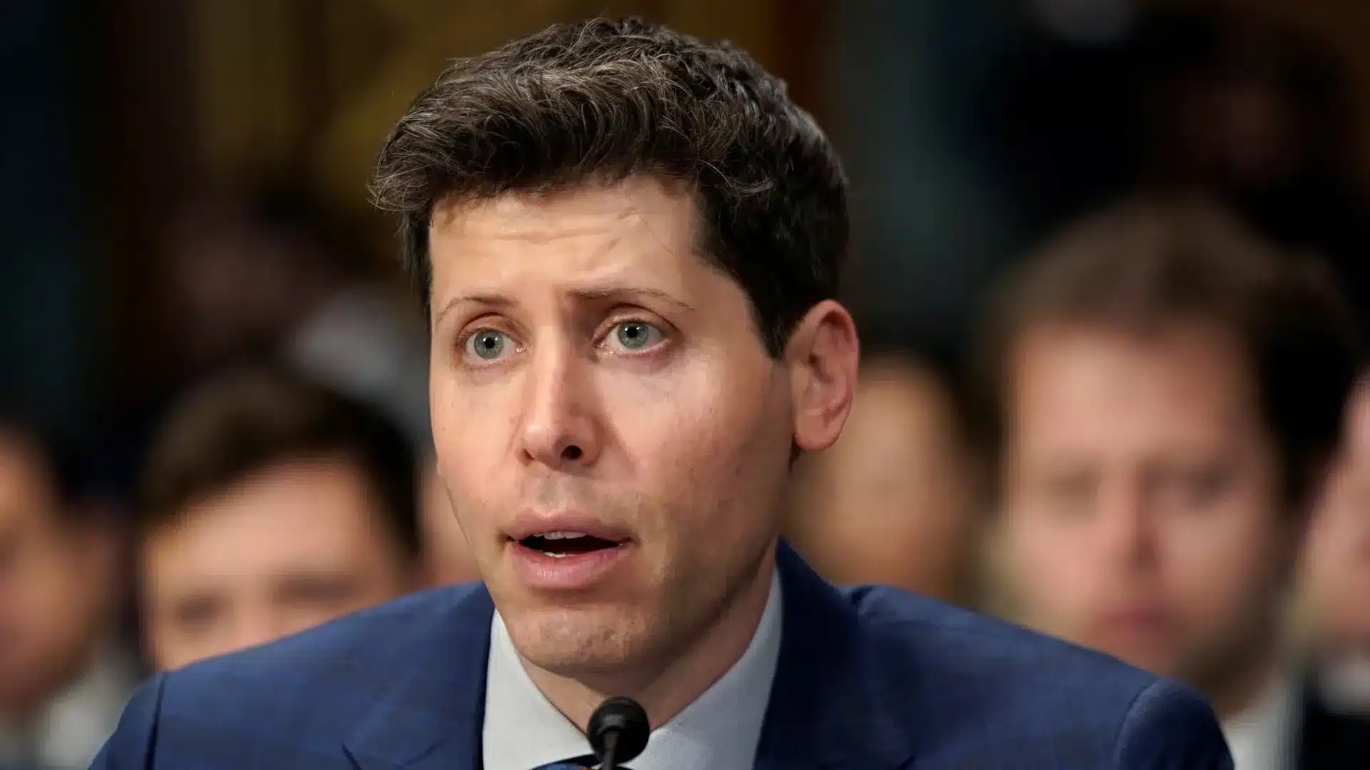 Sam Altman’s World Network Set to Revolutionize Crypto Spending with Visa Stablecoin Deal