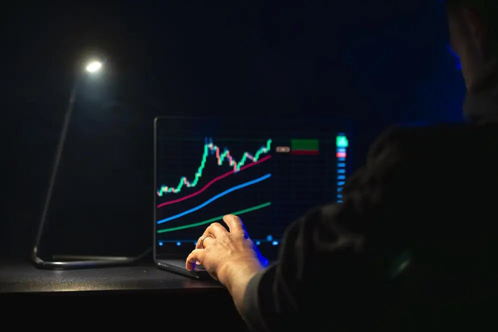 Ethereum (ETH)