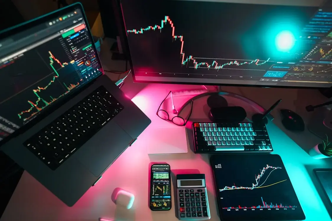 Moonpig Plunges 90% in 24 Hours: Can It Recover? 