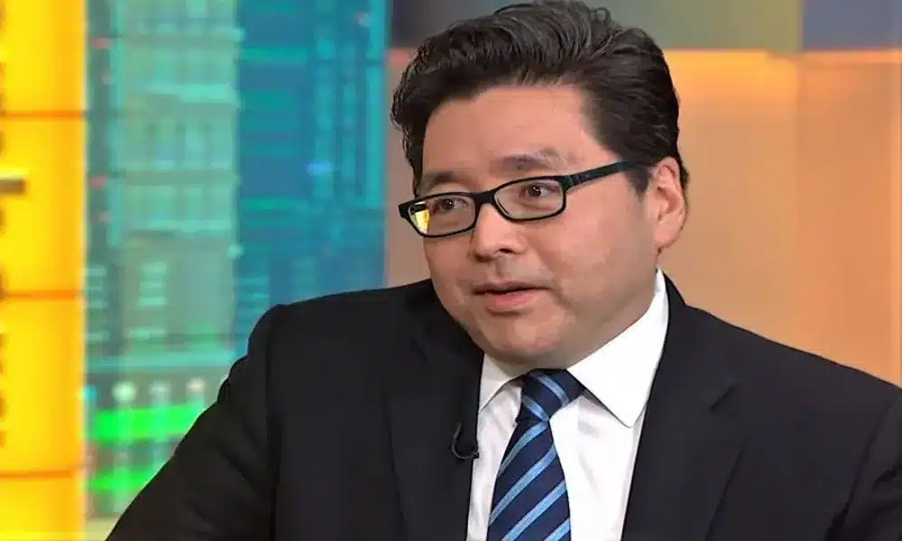 Tom Lee Sparks Market Debate with “Buy the Dip” Call Amid Massive ETF Inflows Tom Lee Sparks Market Debate with “Buy the Dip” Call Amid Massive ETF Inflows