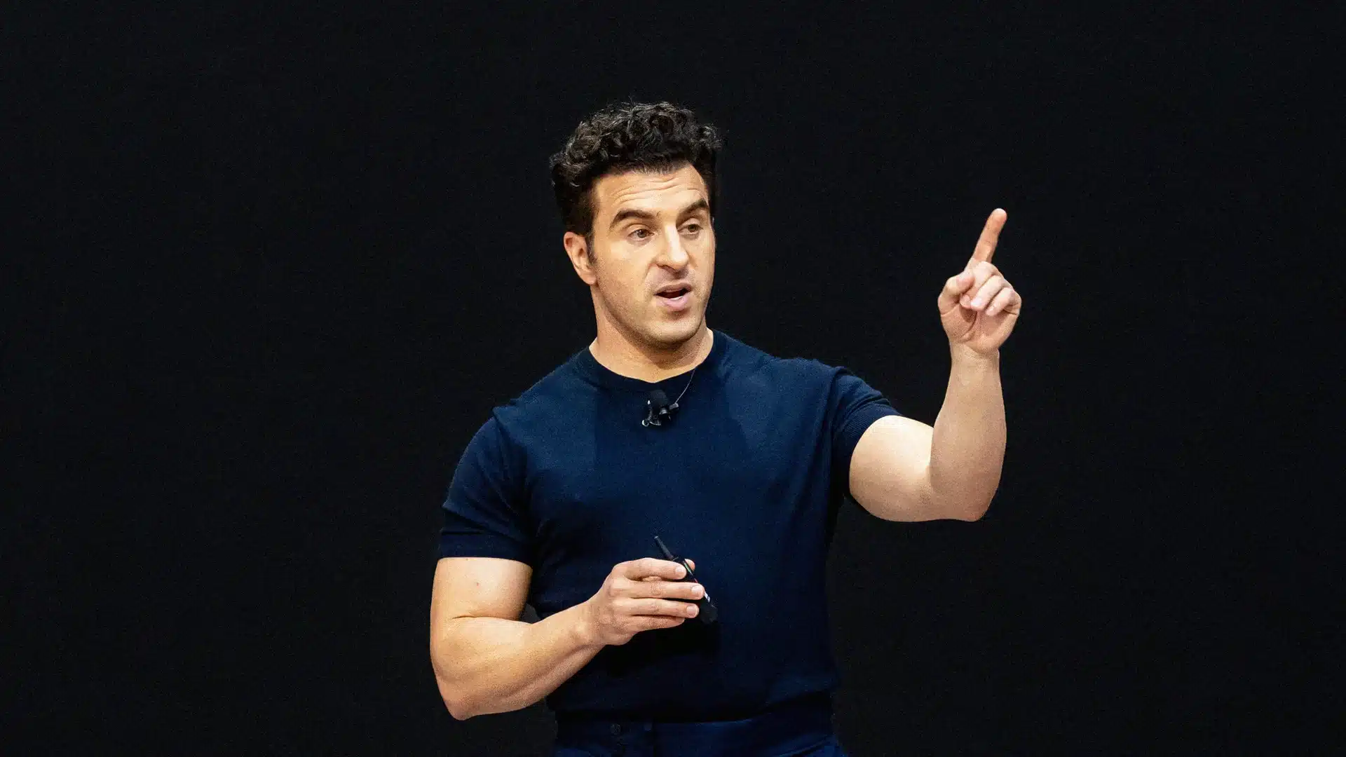 Airbnb CEO Says Trust Will Decide Whether Tokenized Assets Reach the Mainstream