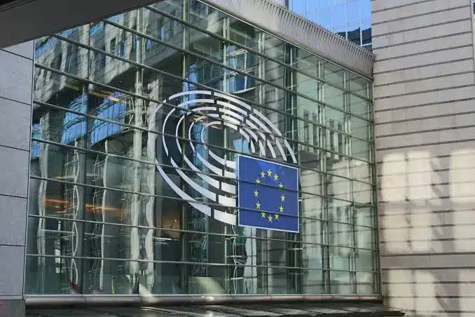 EU Regulator Orders Crypto Firms to End Services Involving Non-Compliant Stablecoins