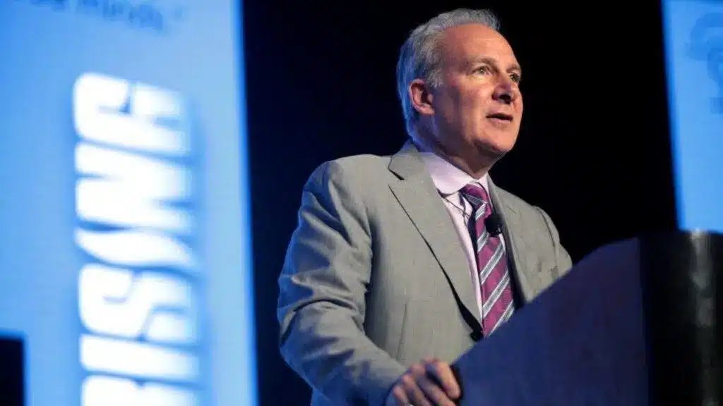 Peter Schiff Slams Bitcoin as ‘Stealth Bear Market’-Gold Outperforms Again!
