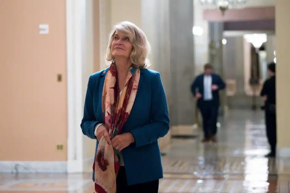 Lummis Revives Strategic Bitcoin Reserve Push as House Advances Crypto Bills